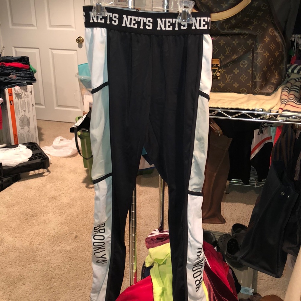 Woman’s NBA leggings medium Nets Brooklyn